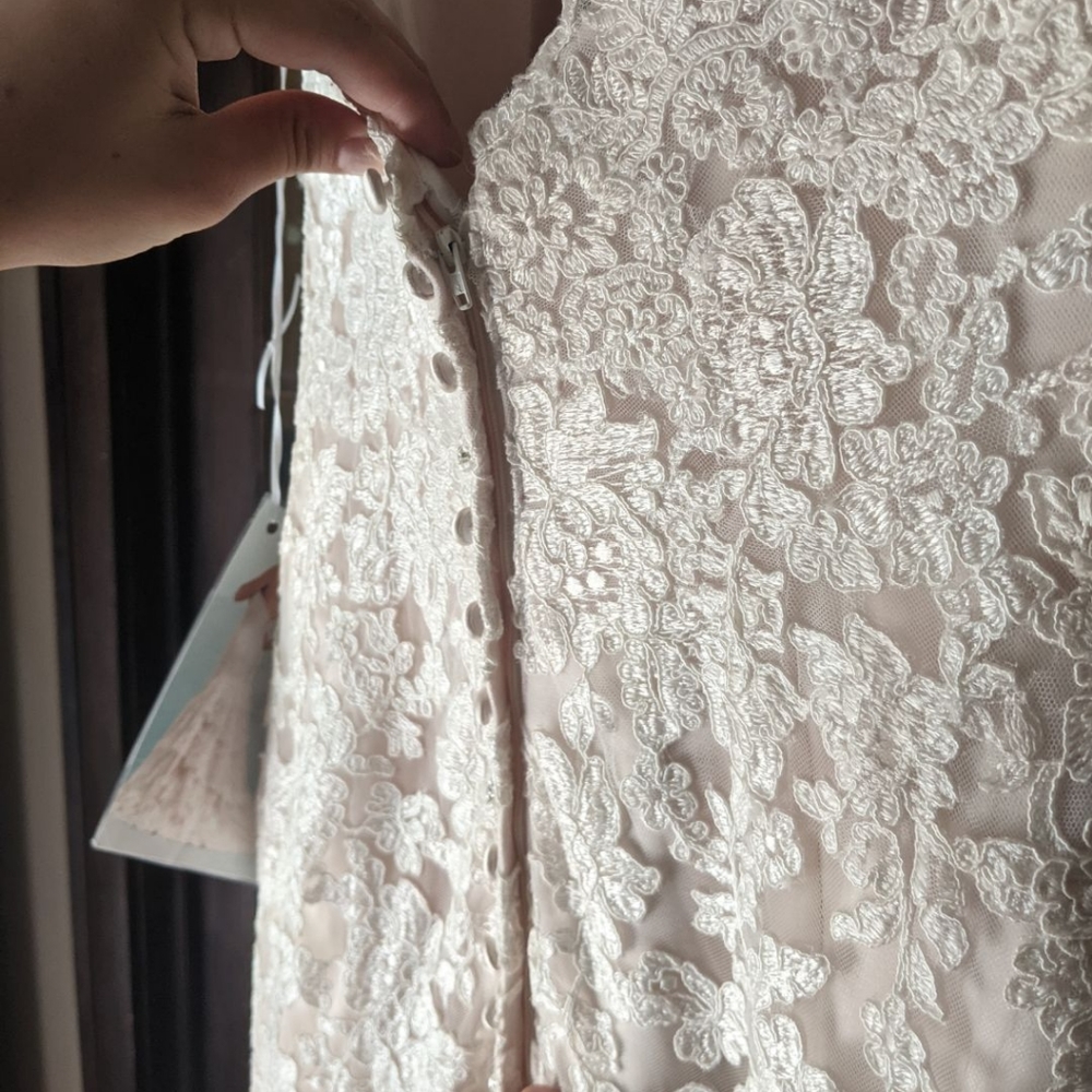 Strapless Lace Dramatic Train Wedding Dress Ivory Champagne Size 8 - Picture 7 of 12